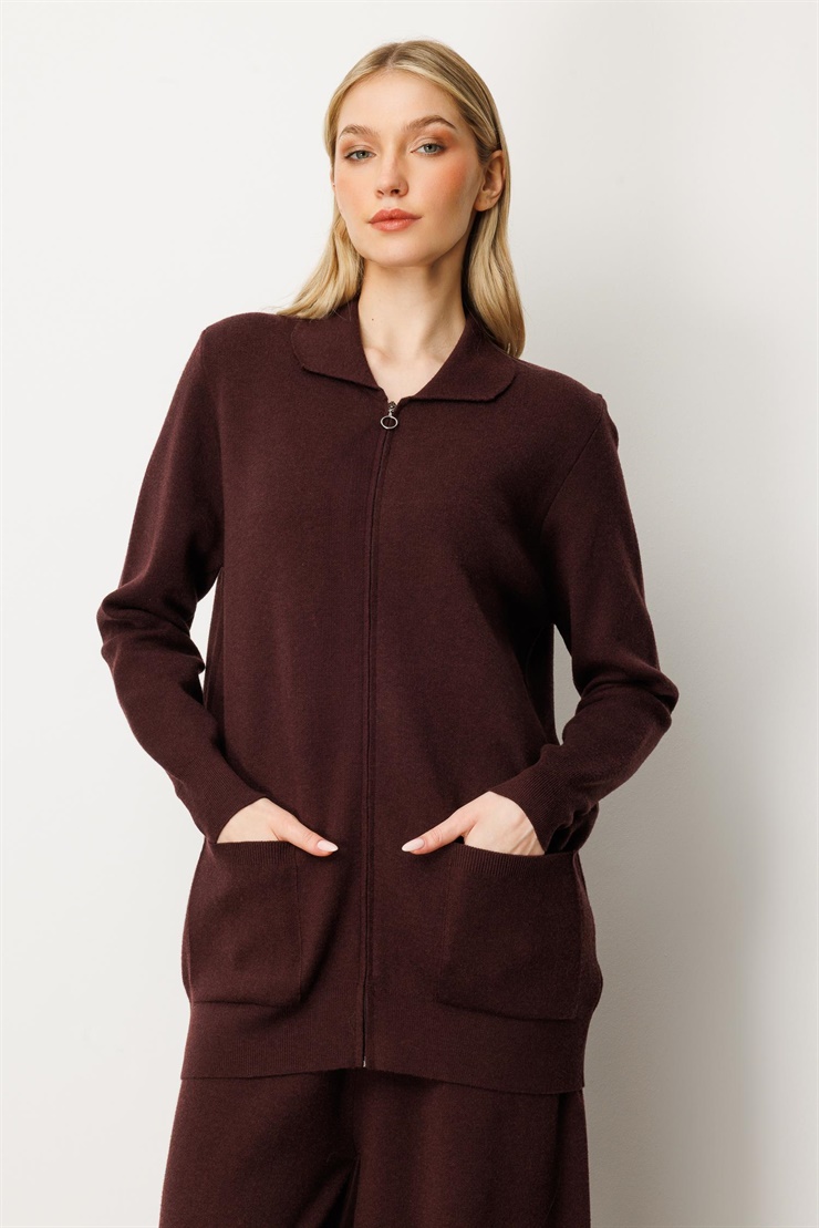 Mutlu Ertan Kadın Gömlek Yaka Fermuarlı Cep Detaylı Triko Hırka Vino 20240