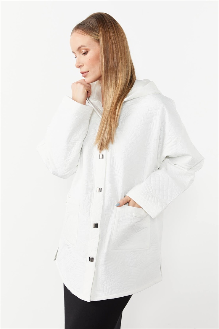 Mutlu Ertan Kadın Kapitone Kapüşonlu Ceket Ekru 30240