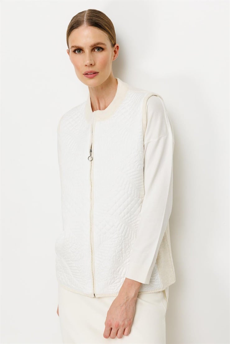 Mutlu Ertan Kadın Kapitone Triko Yelek Ekru 20067