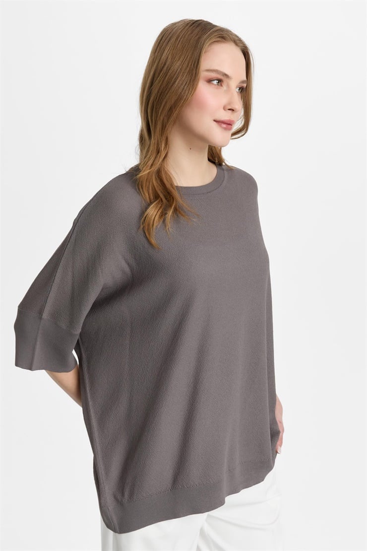 Mutlu Ertan Kadın Kapri Kol Triko Bluz Füme 20315