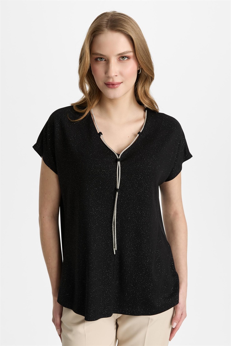 Mutlu Ertan Kadın Kolyeli Bluz Siyah 30487