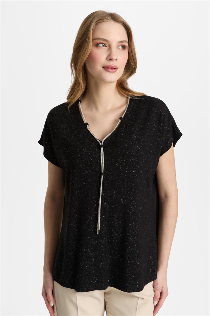 Mutlu Ertan Kadın Kolyeli Bluz Siyah 30487