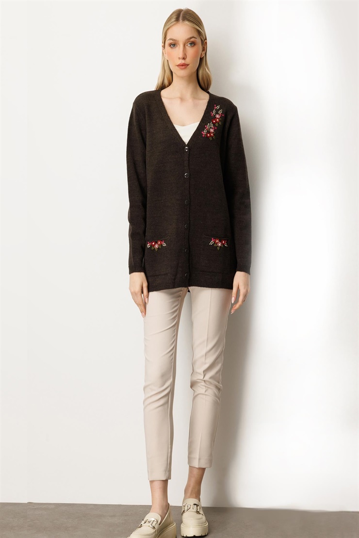Mutlu Ertan Kadın Nakış Detaylı Triko Hırka Kahve 20221