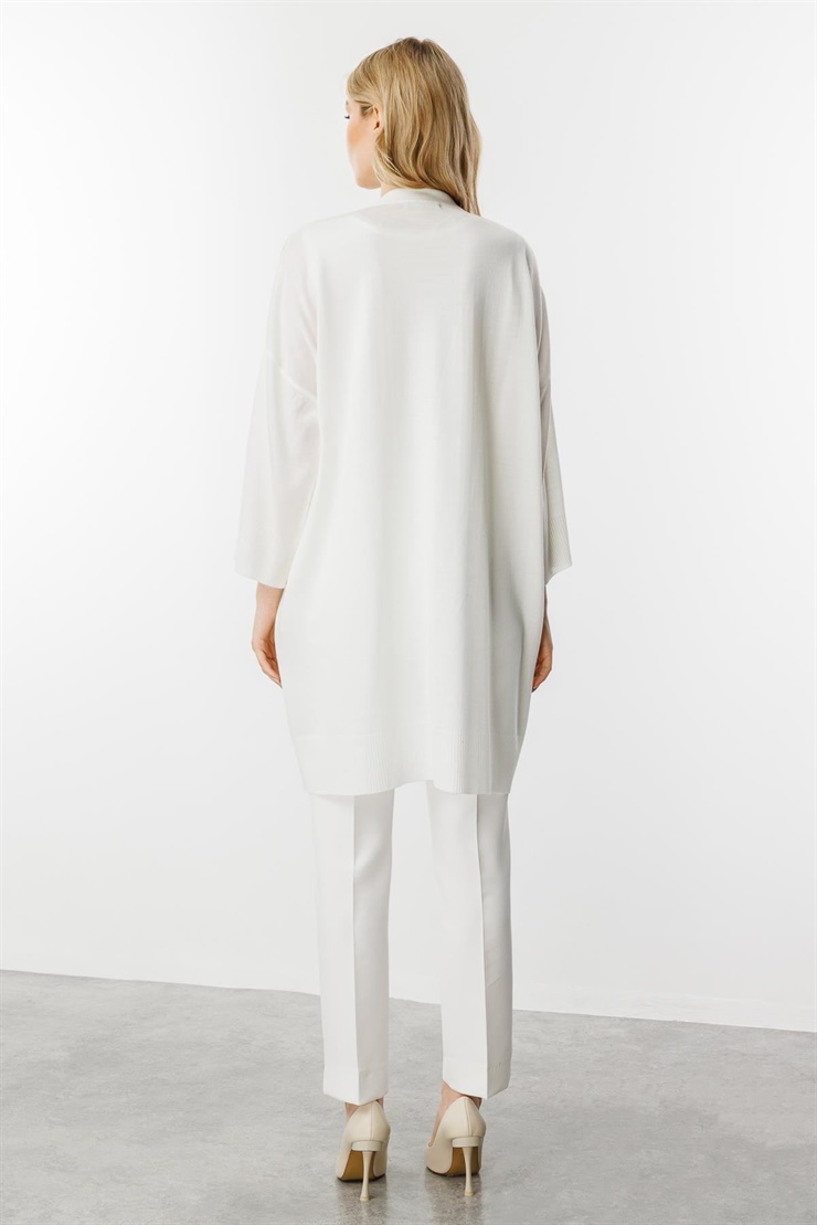 Mutlu Ertan Kadın Nakışlı Truvakar Kol Hırka Ekru 20169