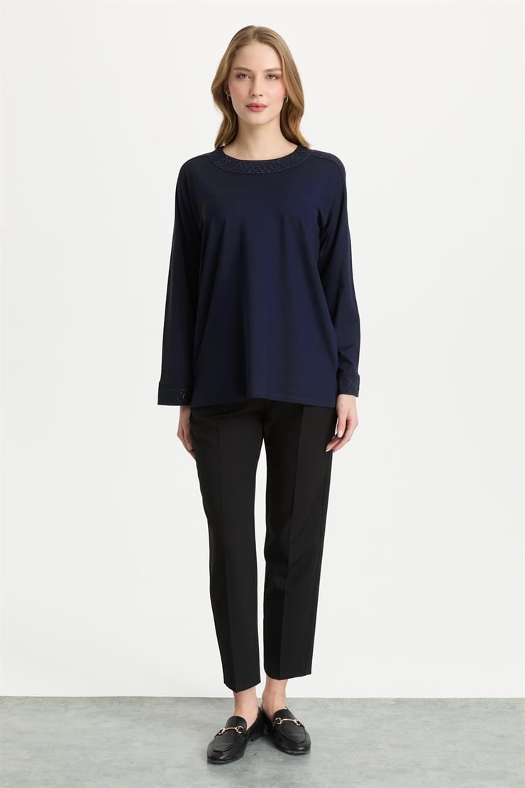 Mutlu Ertan Kadın Omzu Baklava Taşlı Uzun Kol Bluz Lacivert 30464