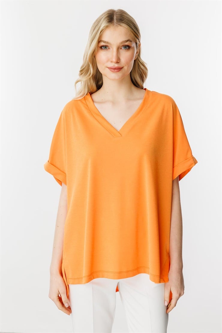 Mutlu Ertan Kadın Oversize V Yaka Kısa Kol Bluz Turuncu 30340