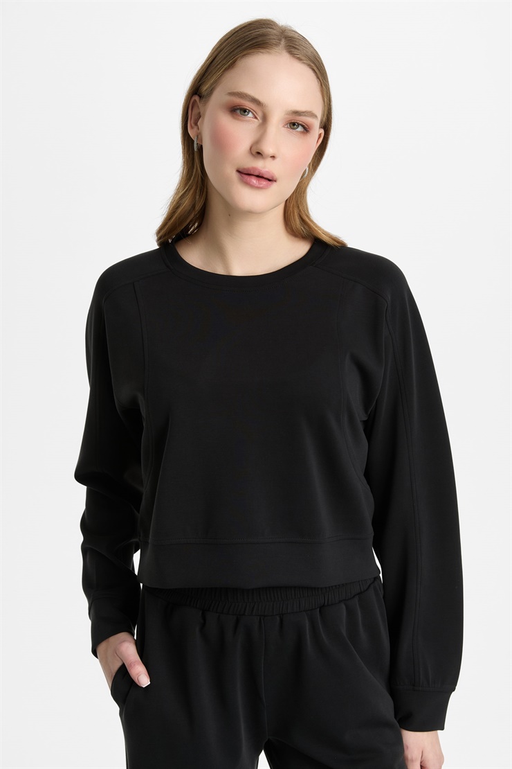 Mutlu Ertan Kadın Sıfır Yaka Bluz Siyah 30478