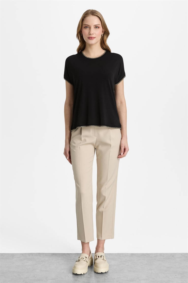 Mutlu Ertan Kadın Sıfır Yaka Ribanalı Bluz Siyah-Gold 30450