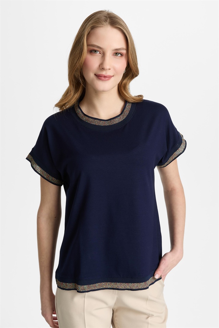 Mutlu Ertan Kadın Sıfır Yaka Simli Ribanalı Bluz Lacivert 30445