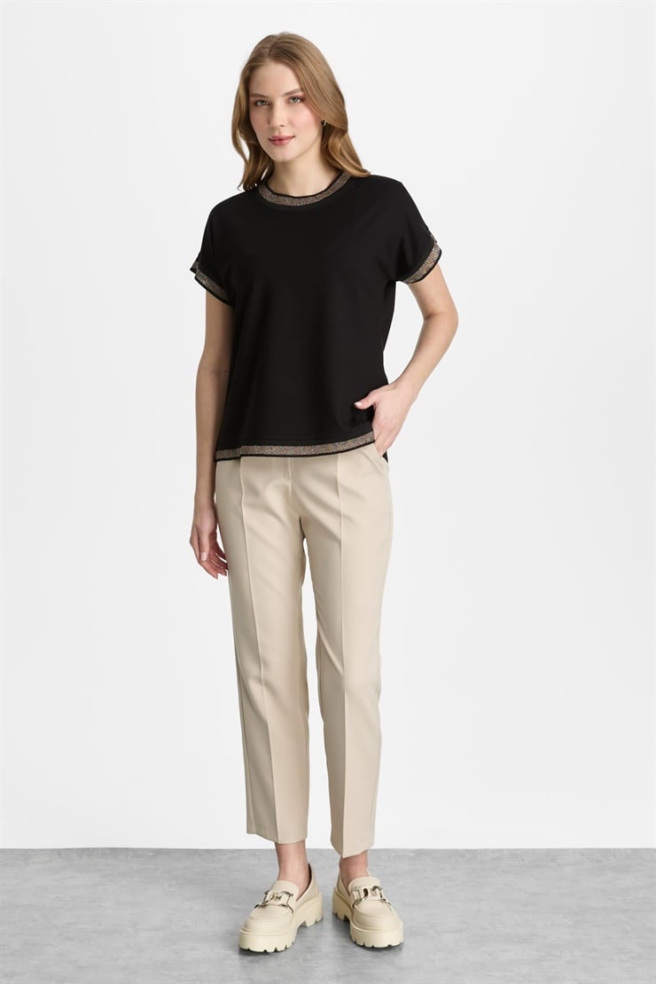 Mutlu Ertan Kadın Sıfır Yaka Simli Ribanalı Bluz Siyah 30445