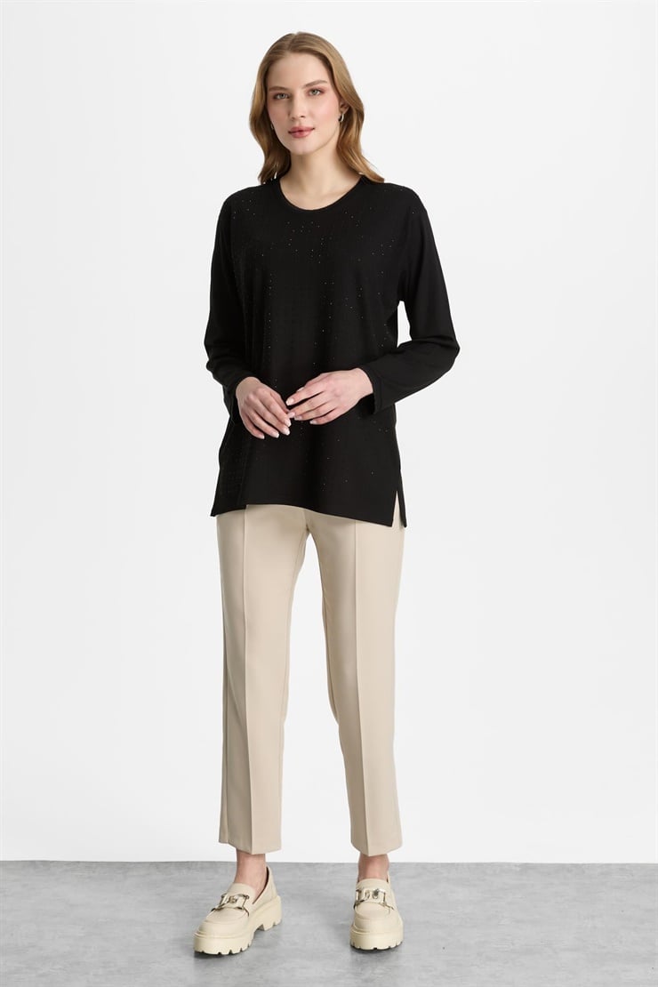 Mutlu Ertan Kadın Sıfır Yaka Taşlı Bluz Siyah 30460