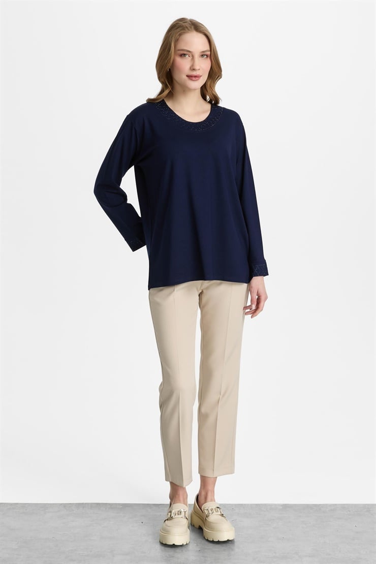 Mutlu Ertan Kadın Sıfır Yaka Taşlı Penye Bluz Lacivert 30463