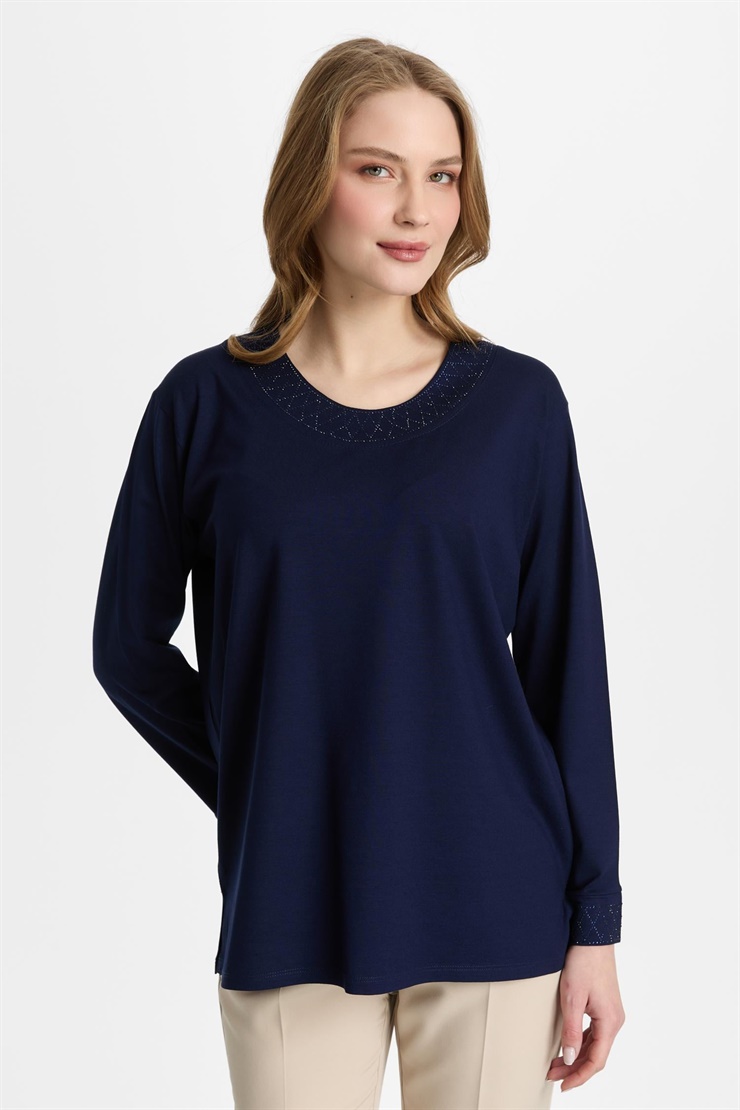 Mutlu Ertan Kadın Sıfır Yaka Taşlı Penye Bluz Lacivert 30463