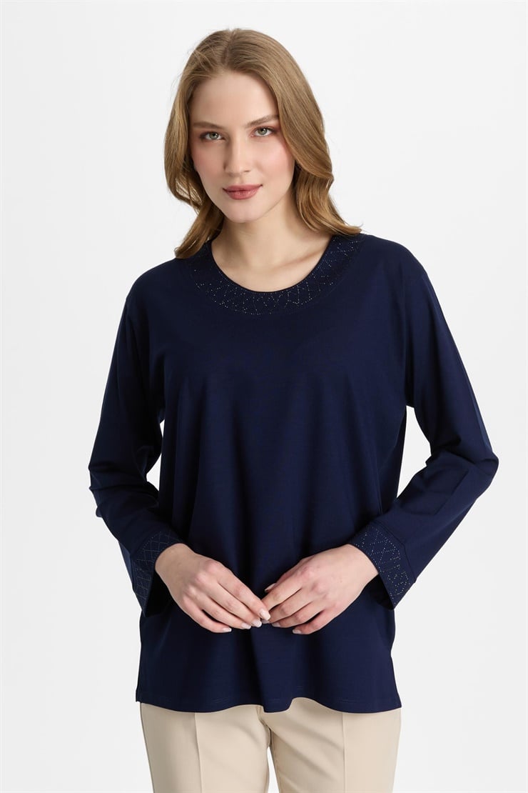 Mutlu Ertan Kadın Sıfır Yaka Taşlı Penye Bluz Lacivert 30463