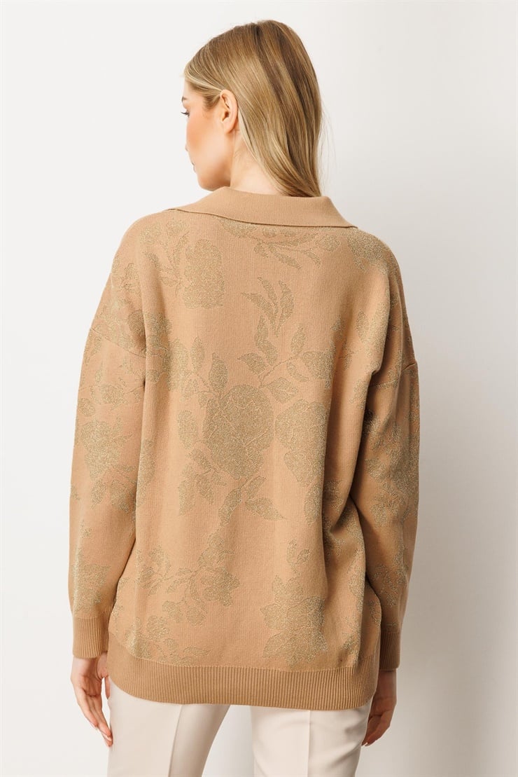 Mutlu Ertan Kadın Simli Gül Desenli Gömlek Yaka Triko Bluz Camel - Gold 20230