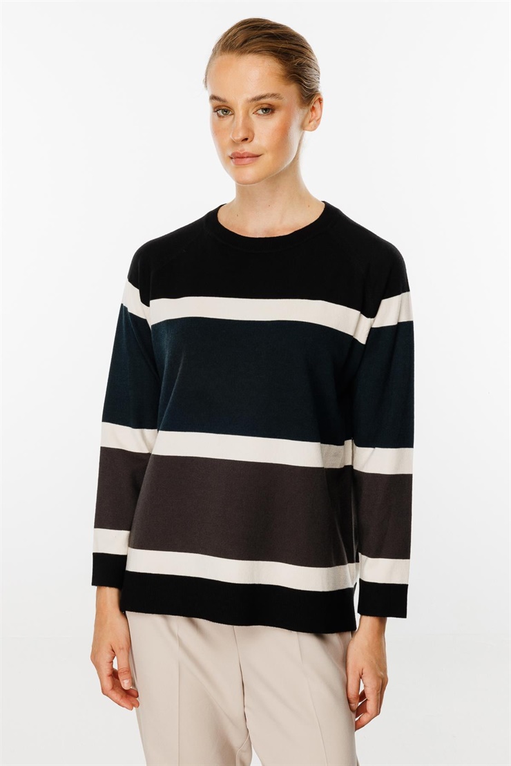 Mutlu Ertan Kadın Triko Çizgili Bluz Siyah 20153