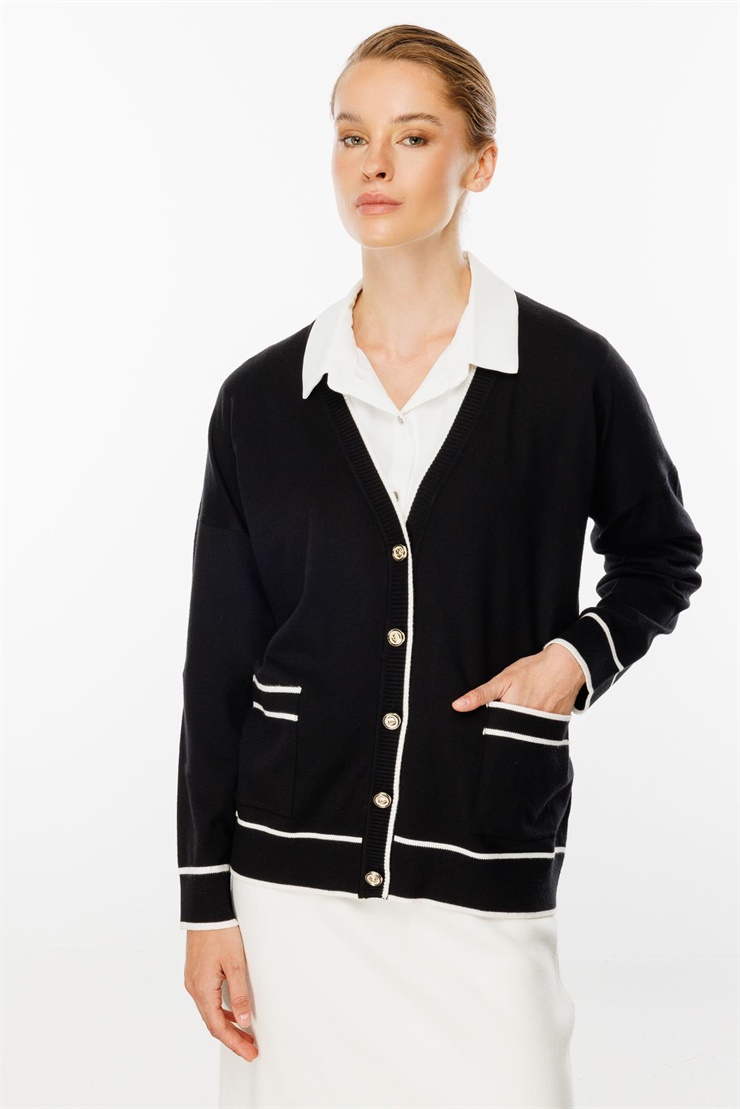 Mutlu Ertan Kadın Triko Kısa Çizgili Cepli Viskon Hırka Siyah 20132