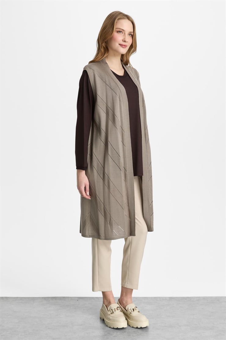 Mutlu Ertan Kadın Triko Uzun Verev Yelek Koyu Vizon 2512