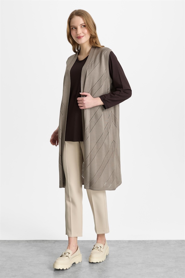 Mutlu Ertan Kadın Triko Uzun Verev Yelek Koyu Vizon 2512