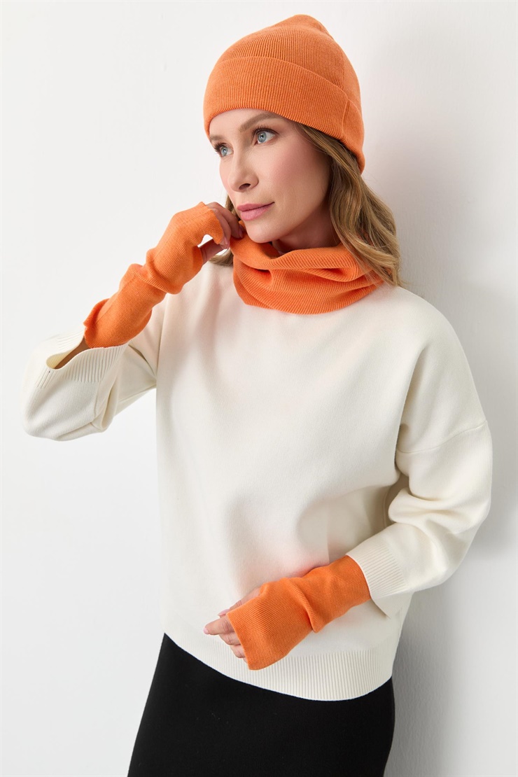 Mutlu Ertan Kadın Trio Set Triko Bere Boyunluk Eldiven Turuncu 20288