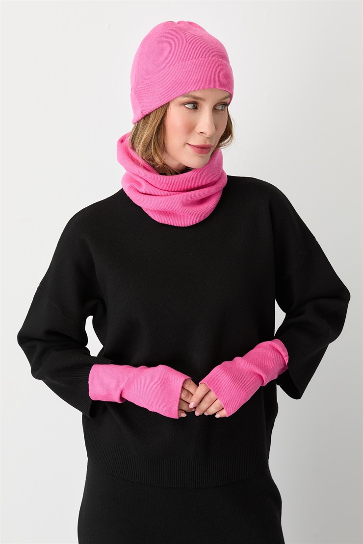 Mutlu Ertan Kadın Trio Set Triko Bere Boyunluk Eldiven Fuşya 20288