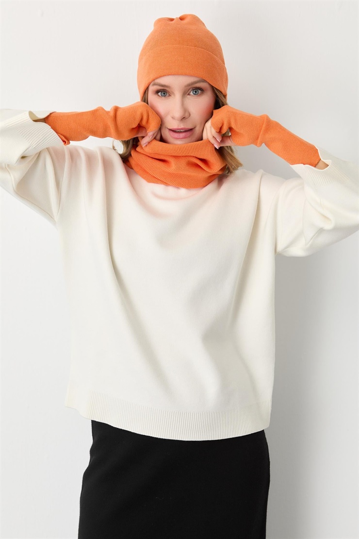 Mutlu Ertan Kadın Trio Set Triko Bere Boyunluk Eldiven Turuncu 20288