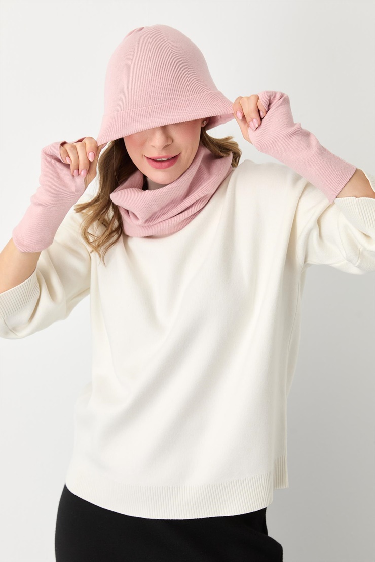 Mutlu Ertan Kadın Trio Set Triko Bere Boyunluk Eldiven Pudra 20288