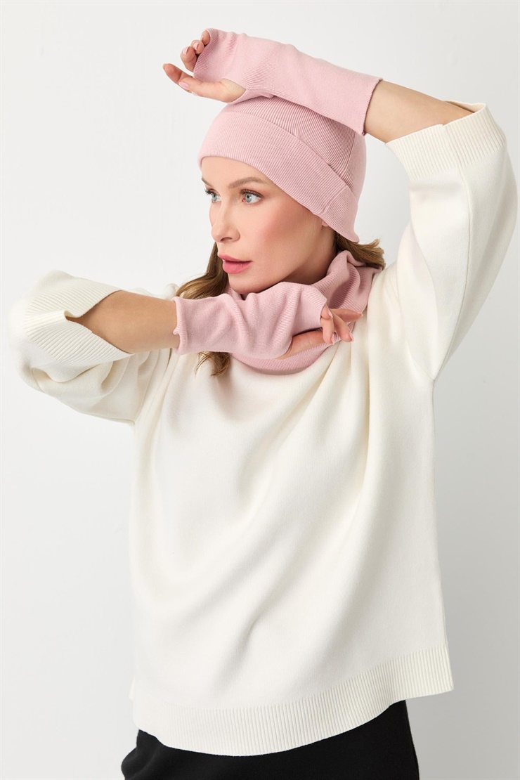 Mutlu Ertan Kadın Trio Set Triko Bere Boyunluk Eldiven Pudra 20288