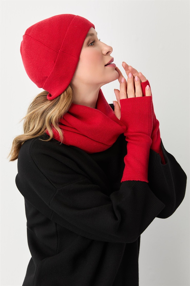 Mutlu Ertan Kadın Trio Set Triko Bere Boyunluk Eldiven Kırmızı 20288