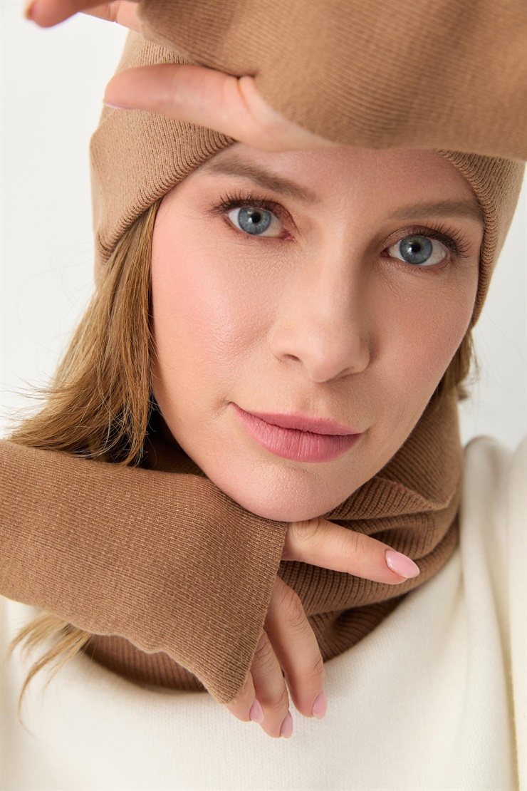 Mutlu Ertan Kadın Trio Set Triko Bere Boyunluk Eldiven Camel 20288