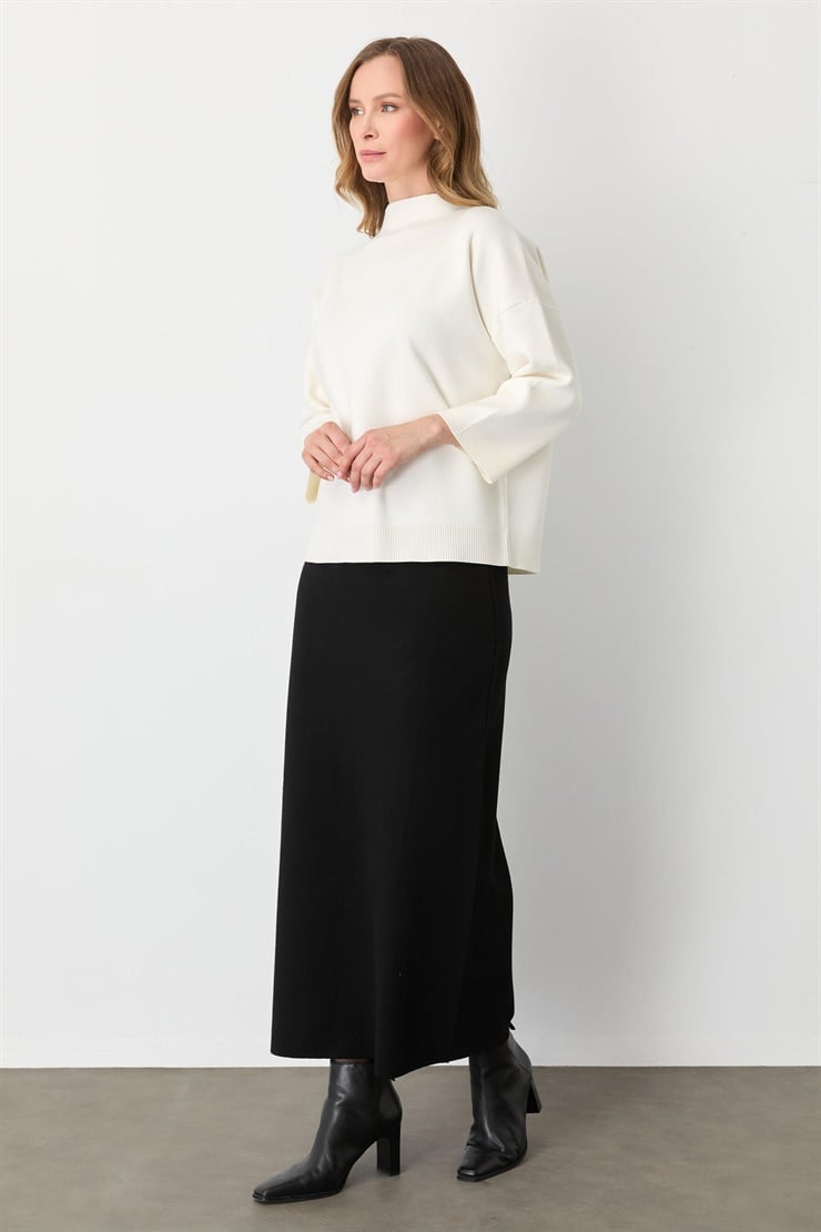 Mutlu Ertan Kadın Uzun Triko Etek Siyah 20233