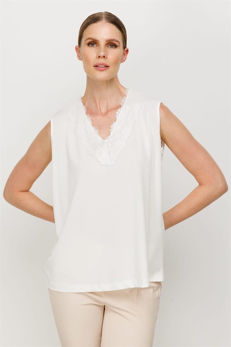 Mutlu Ertan Kadın V Yaka Dantelli Atlet Ekru 30174