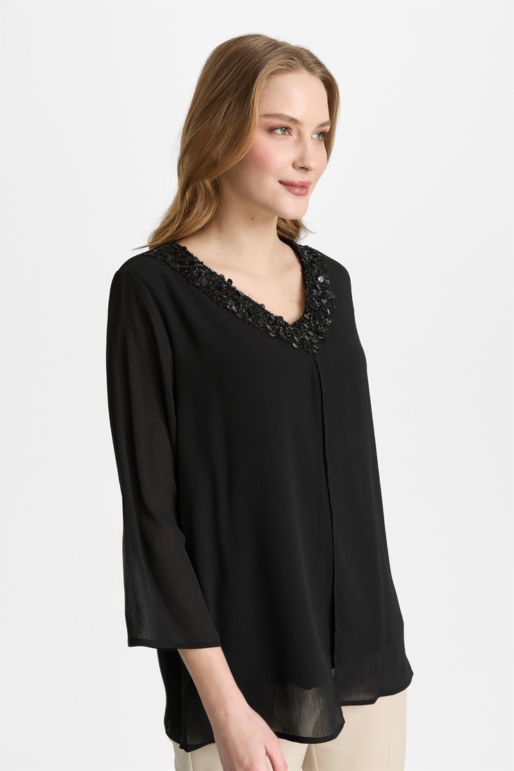 Mutlu Ertan Kadın V Yaka Pullu Bluz Siyah 30485