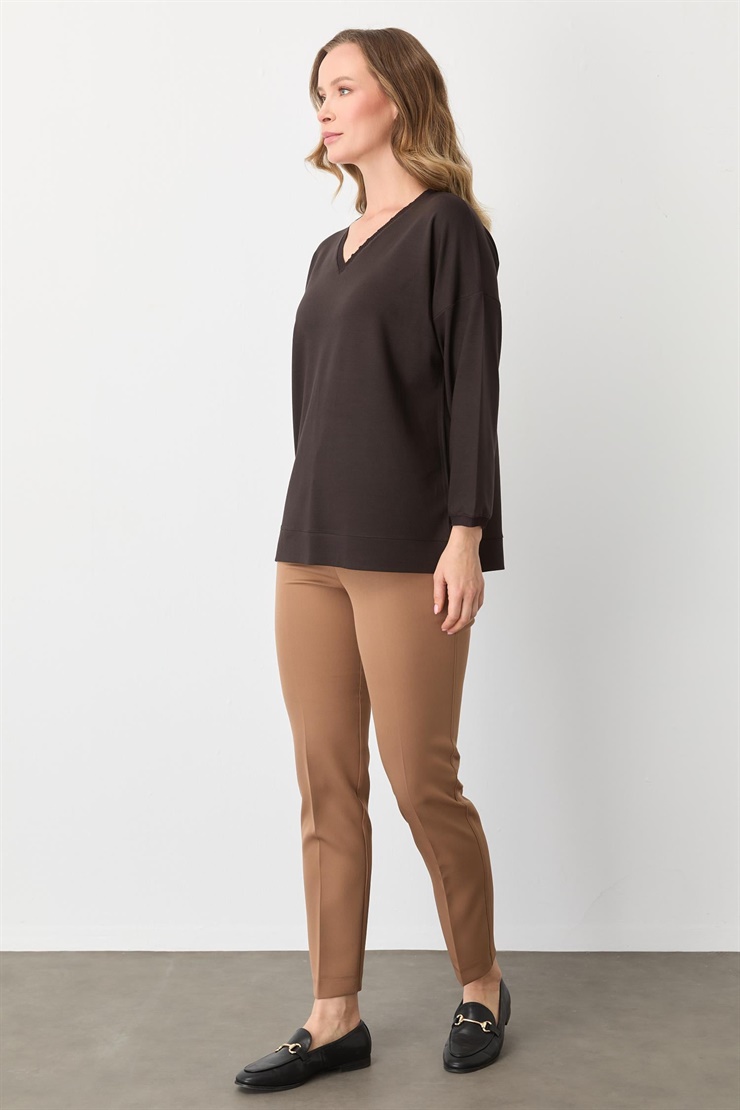 Mutlu Ertan Kadın V Yaka Ribanalı Bluz Kahve 30432
