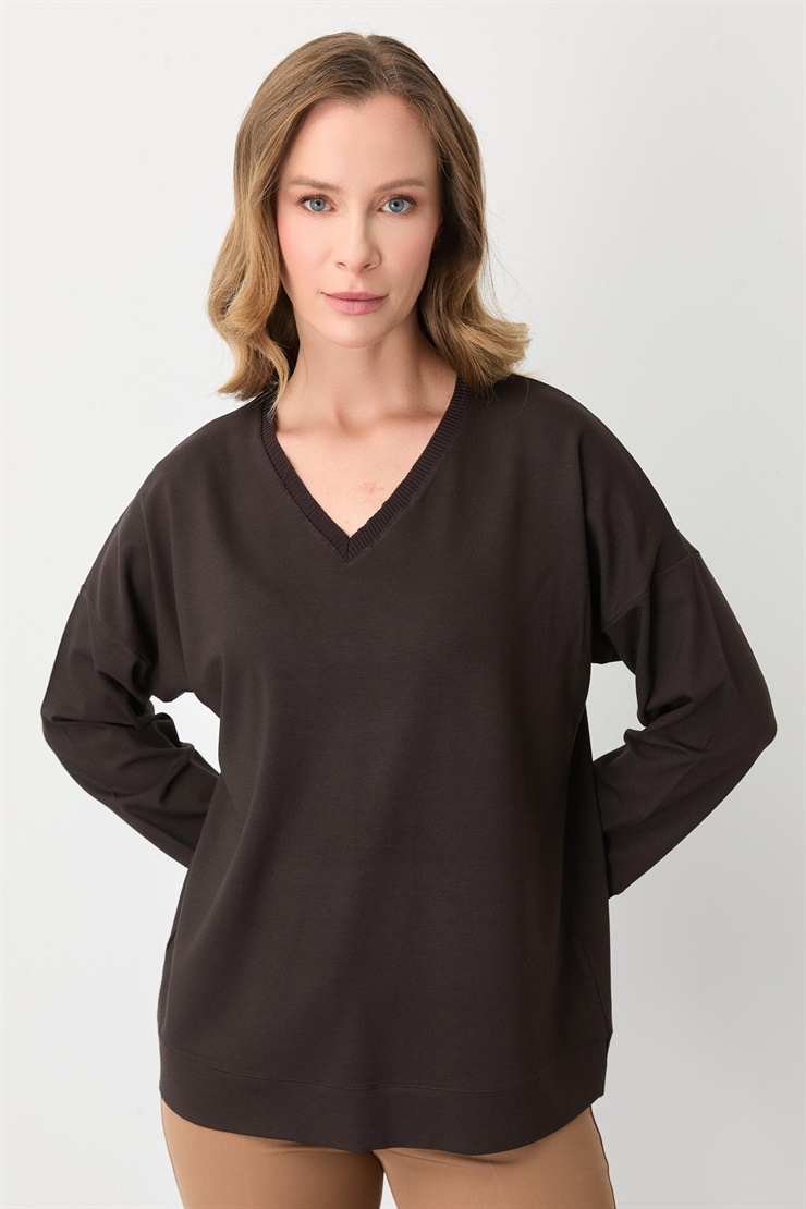 Mutlu Ertan Kadın V Yaka Ribanalı Bluz Kahve 30432