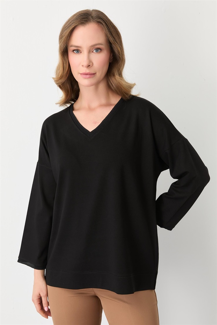 Mutlu Ertan Kadın V Yaka Ribanalı Bluz Siyah 30432