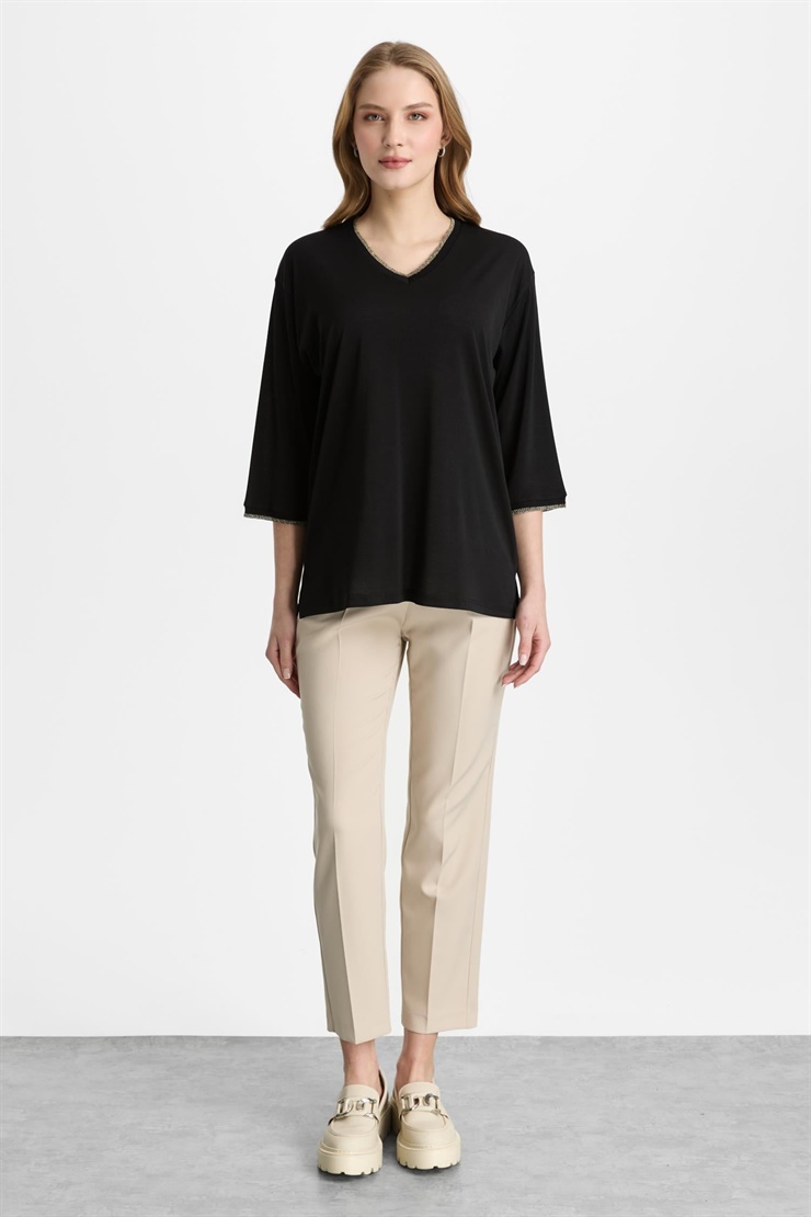 Mutlu Ertan Kadın V Yaka Ribanalı Bluz Siyah-Gold 30451