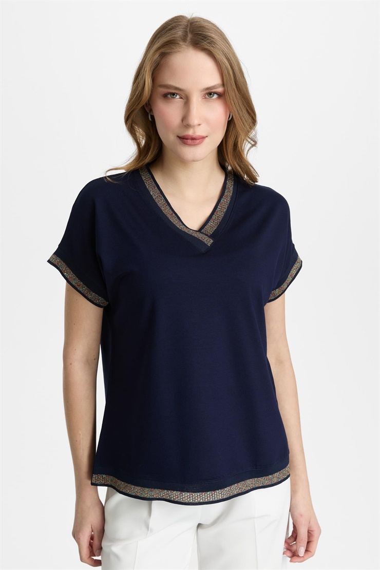 Mutlu Ertan Kadın V Yaka Simli Ribanalı Kısa Kol Bluz Lacivert 30444