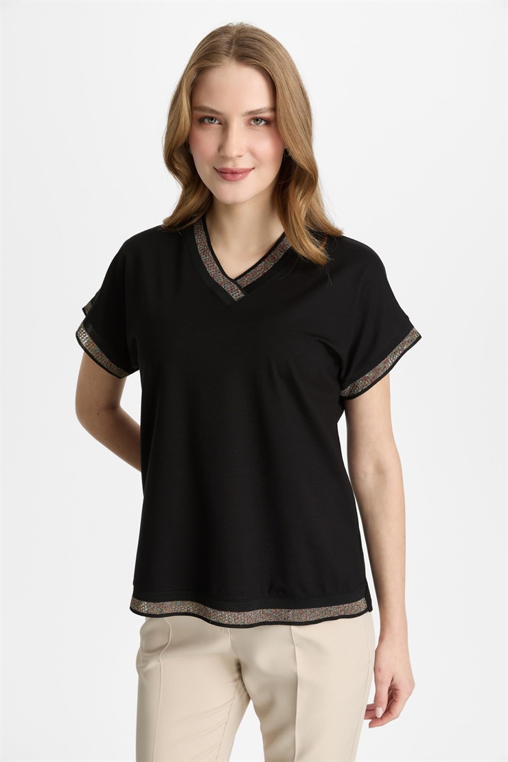Mutlu Ertan Kadın V Yaka Simli Ribanalı Kısa Kol Bluz Siyah 30444