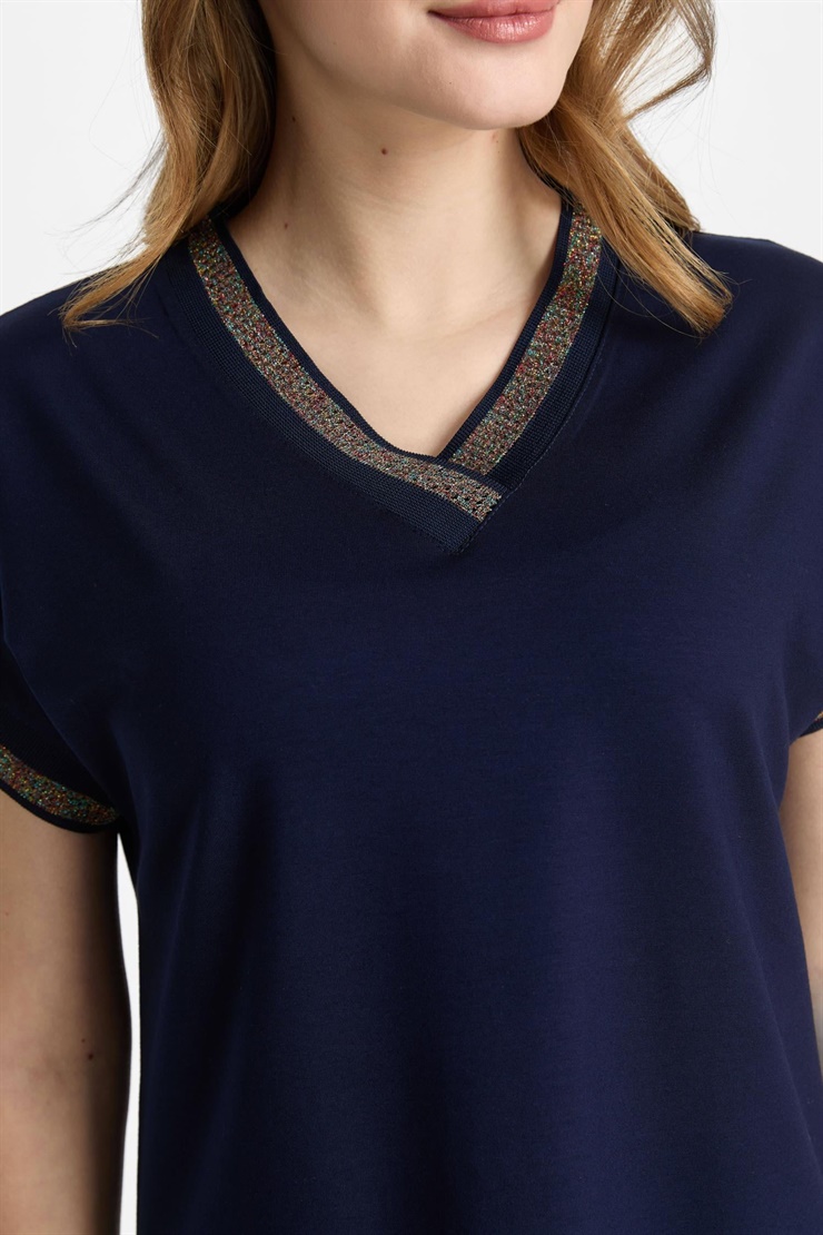 Mutlu Ertan Kadın V Yaka Simli Ribanalı Kısa Kol Bluz Lacivert 30444