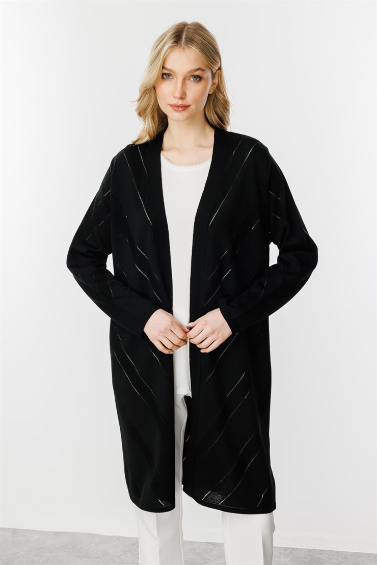 Mutlu Ertan Kadın Verev Desenli Triko Rayon Hırka Siyah 2492