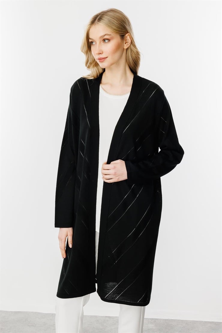 Mutlu Ertan Kadın Verev Desenli Triko Rayon Hırka Siyah 2492