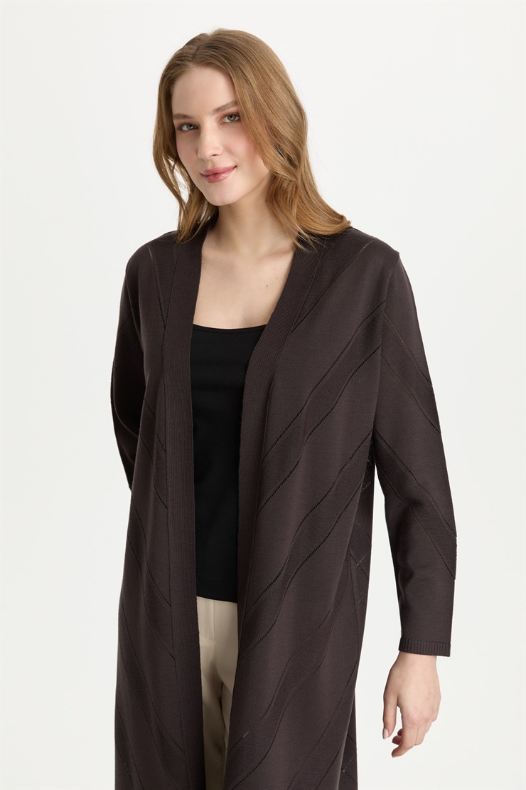 Mutlu Ertan Kadın Verev Desenli Triko Rayon Hırka Kahve 2492