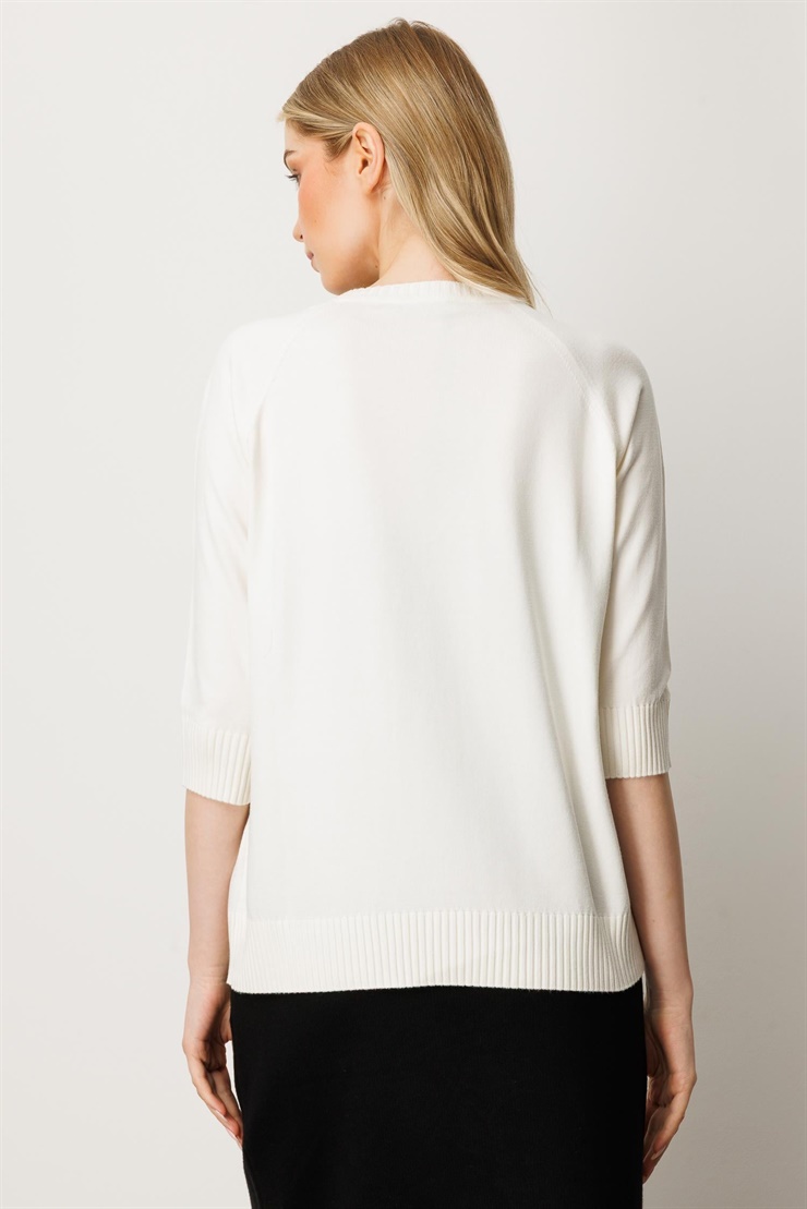 Mutlu Ertan Kadın Yaka Taş Detaylı Truvakar Kol Triko Bluz Ekru 20229