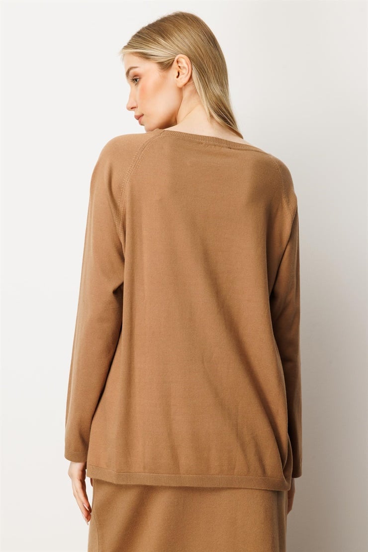 Mutlu Ertan Kadın Yanları Yırtmaçlı Sıfır Yaka Triko Bluz Camel 20253