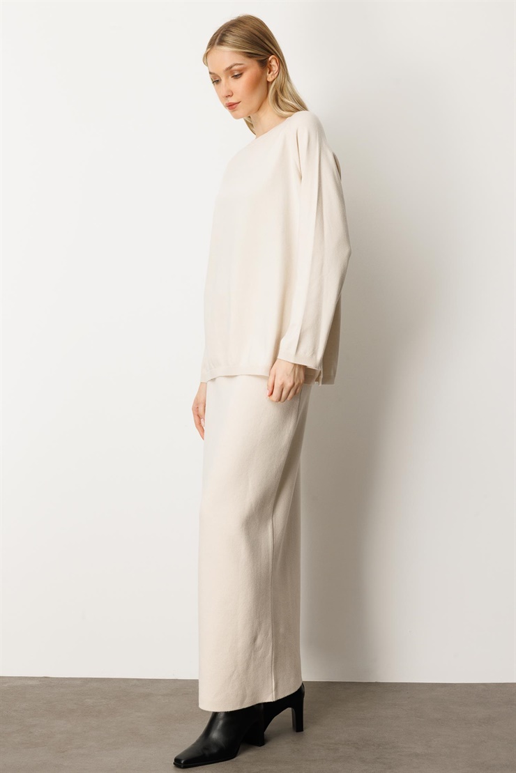 Mutlu Ertan Kadın Yanları Yırtmaçlı Sıfır Yaka Triko Bluz Taş 20253