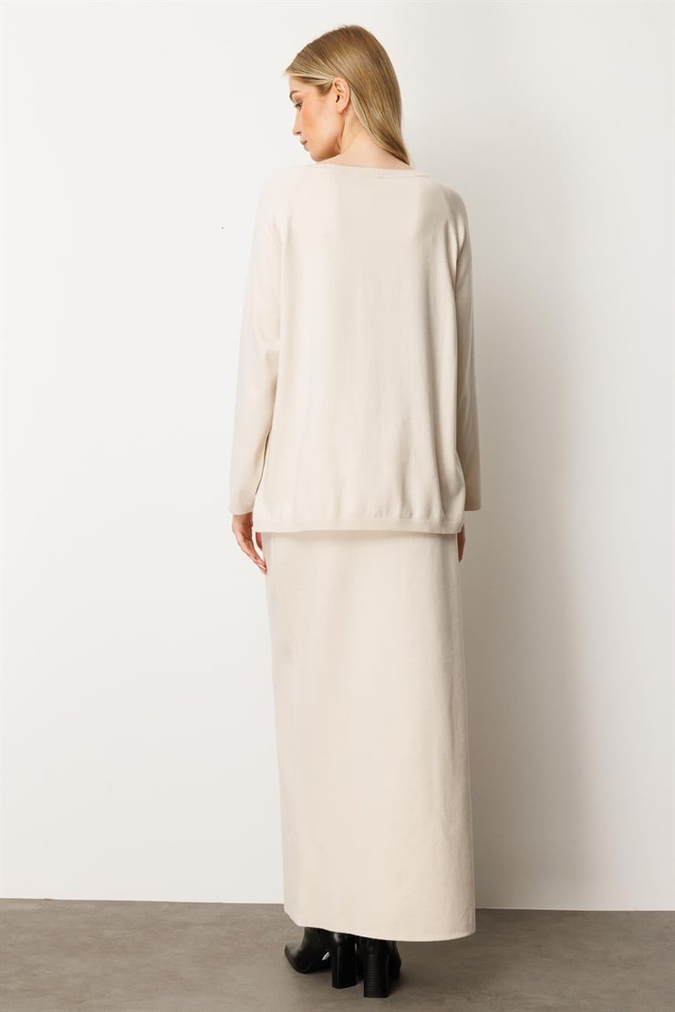 Mutlu Ertan Kadın Yanları Yırtmaçlı Sıfır Yaka Triko Bluz Taş 20253