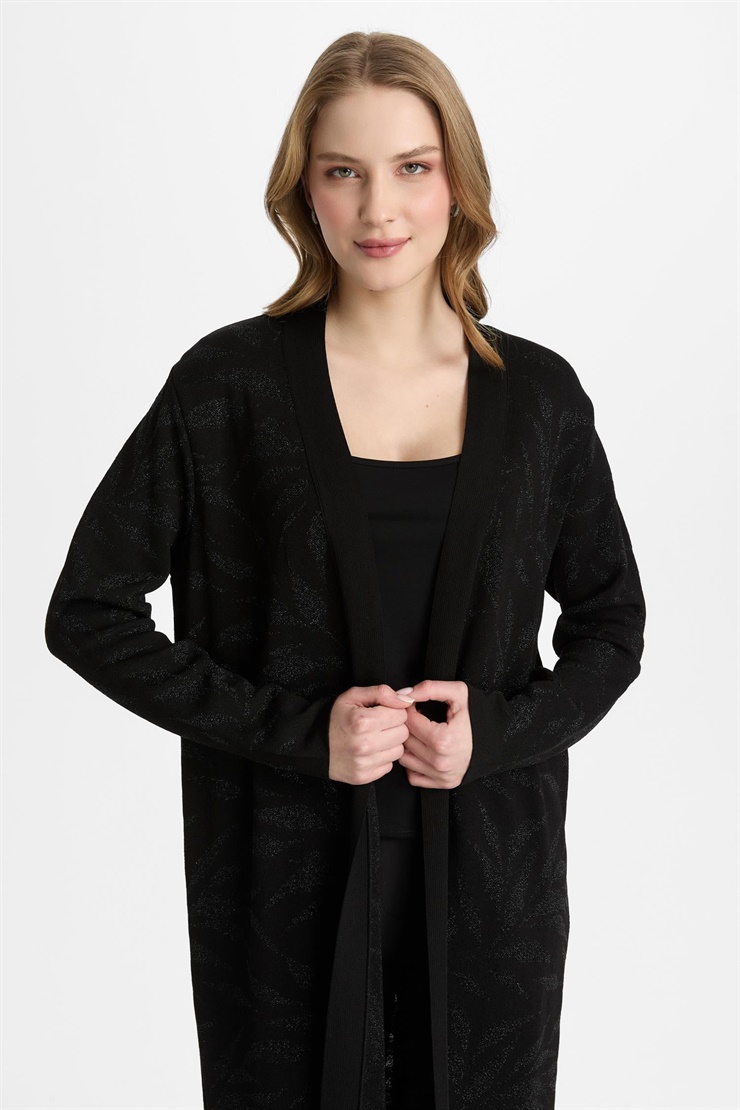 Mutlu Ertan Kadın Yaprak Desenli Simli Triko Hırka Siyah-Siyah 20213