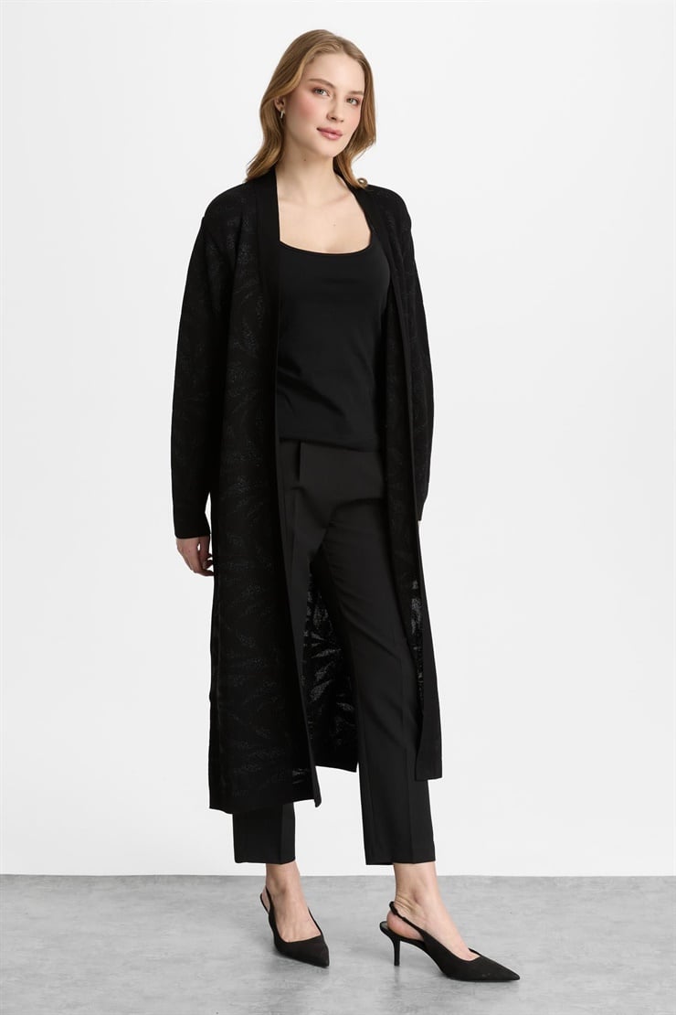 Mutlu Ertan Kadın Yaprak Desenli Simli Triko Hırka Siyah-Siyah 20213