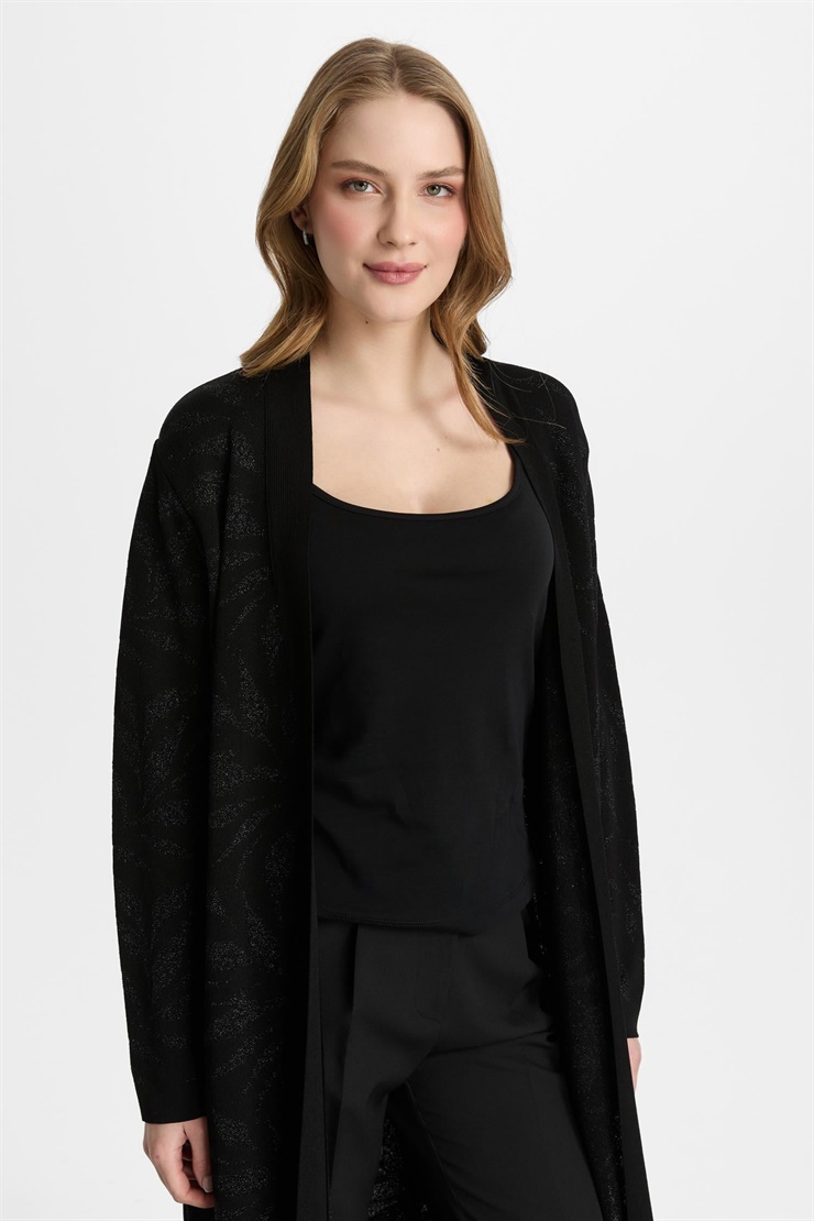 Mutlu Ertan Kadın Yaprak Desenli Simli Triko Hırka Siyah-Siyah 20213